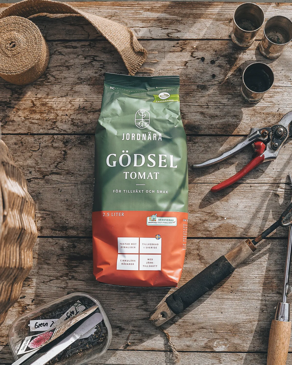 Svenska Gödselbolaget Jordnära Tomatgödsel 2,5 liter NPK